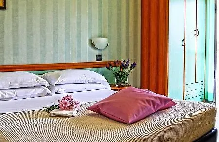 Hotel Adriatico 3*